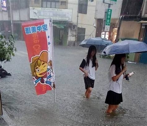 夢見涉水而過|夢見涉水